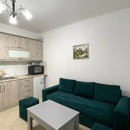 Monika Apartment *